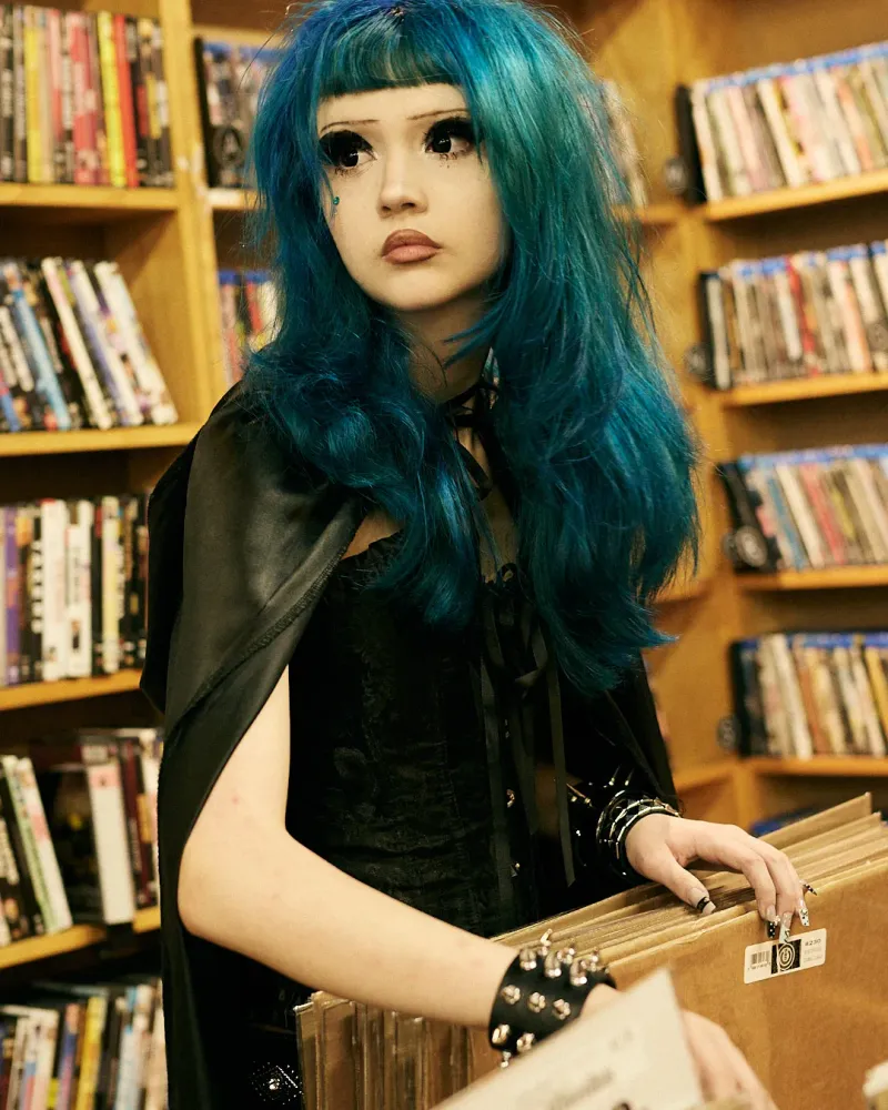Mandi at Reckless Records